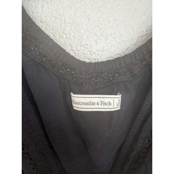 Abercrombie Black Jumper Size S - Picture 2 of 5